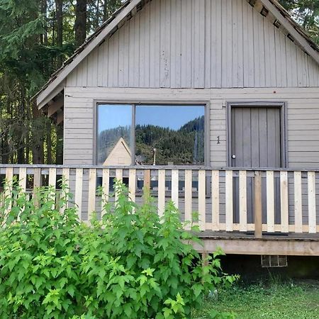 Sicamous Rv & Cabin Resort Malakwa Ngoại thất bức ảnh